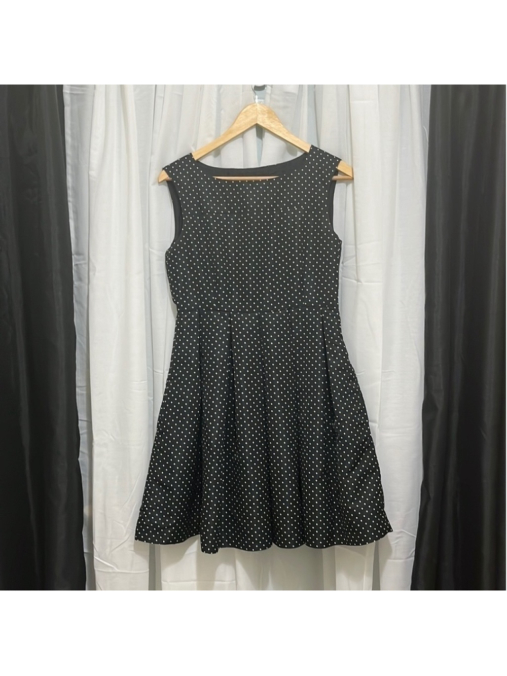 Zara Polkadot Pleated Skirt Sleeveless Dress with Pockets a159
